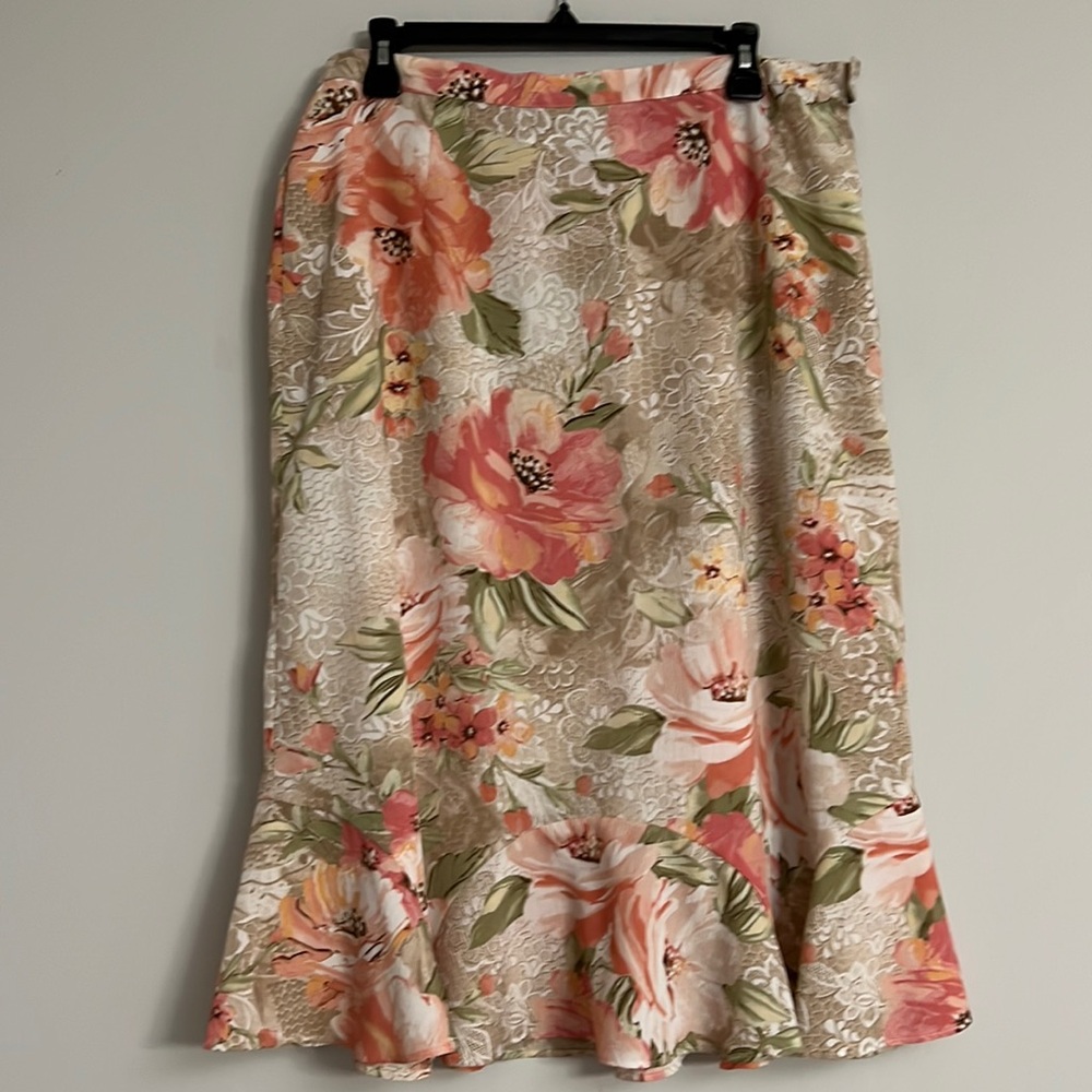 Alfred Dunner skirt. Size 16.